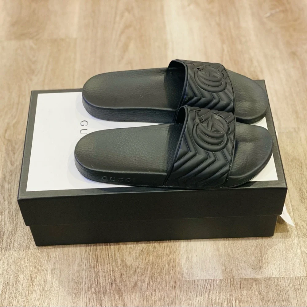 Gucci Sandals - Picture 2 of 5